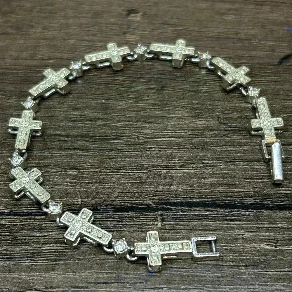 Avon Crosses with Rhinestone Accents Bracelet